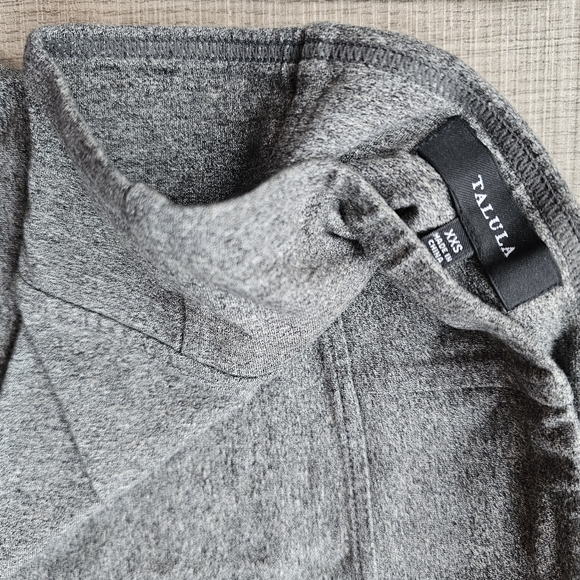 TNA Leggings - Picture 7 of 12